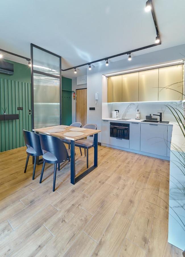Laguna Ogrody Pieniawskie 33 Emerald Vip-Z Balkonem Polanica-Zdrój Zewnętrze zdjęcie